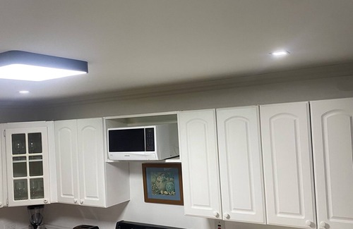 Crown Point Villa | HCeas Villa Compound is 5 min to the airport and beaches, up to 30 ppl max