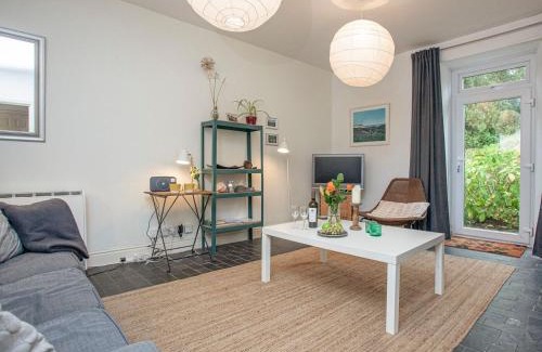 Coverack House | Headland Cottages