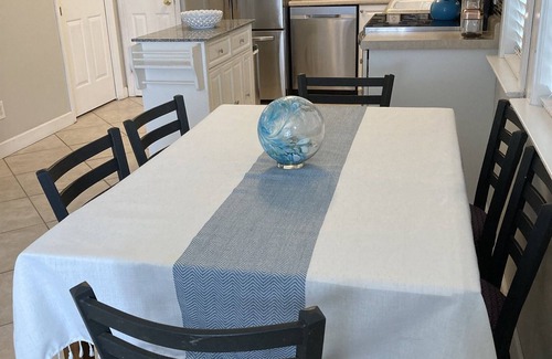 Port Royal House | Heart of Port Royal/minutes to Sands Beach/Parris Island and Historic Beaufort