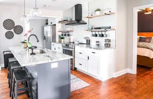 Tech Terrace House | ❤️ Heart of Tech Terrace 3/2 Remodeled Near Tech