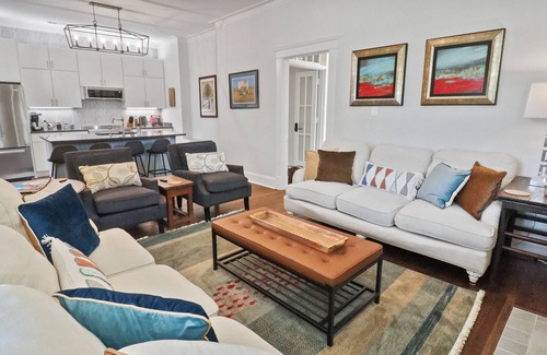 Central Gardens Apartment | Heart of the City Luxury Penthouse…. in Historic Central Gardens Neighborhood!