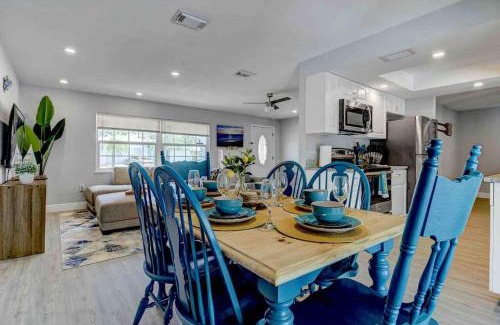 Melbourne House | Heated Pool, near Beach,USSSA, Patrick Space Force,FIT