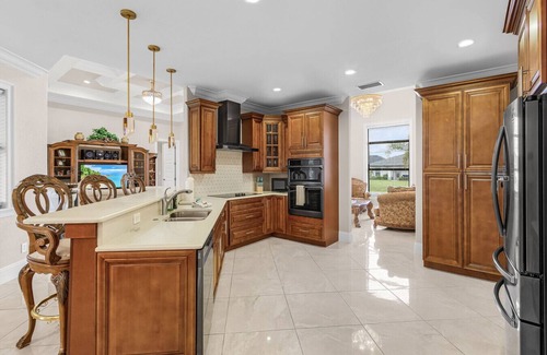 Burnt Store House | Heated Pool Outdoor Kitchen Grill+ Pet Friendly