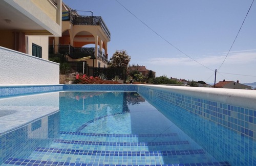 Businci Apartment | Heated pool, poolside apartment with sea view ap5