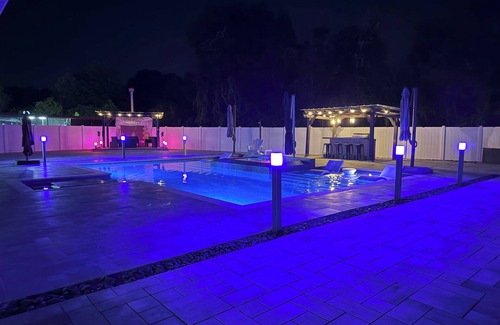 Greater Northdale House | Heated Pool Royale Haven in Tampa n3 bedroom house private resort-style retreat!