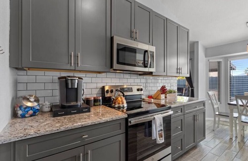 Gatewood Pointe Townhomes House | Heated Pool/Spa + Spacious + Great Location!