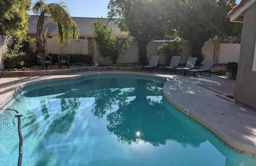Chandler House | Heated Pool - Spacious, Cheerful Home 5br/3bath