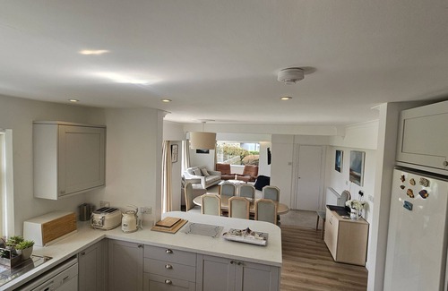 St. Mawes Cottage | Heathfield - a holiday home that sleeps 8 guests in 4 bedrooms