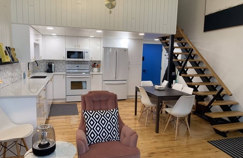 Adventure Bay House | Heaven On Okanagan Lake