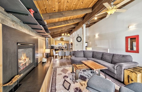 South Lake Tahoe Ski Chalet | Heavenly Horizon Chalet - hiking, biking, dining, dog friendly