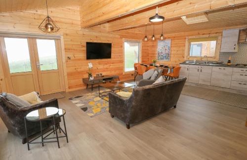 Bacup House | Height End Farm Log Cabin