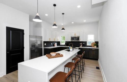 Walnut Hills House | Heights on Wayne by Blackhouse