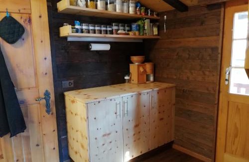 Staldenried  Gspon Apartment | Heimelige Wohnung in einem Walliser Haus
