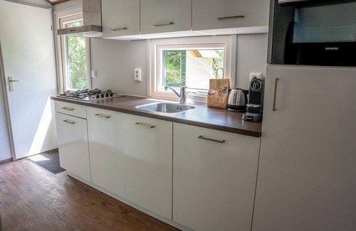 Ermelo Resort | Heivlinder 4p - Two Bedroom Resort, Sleeps 4