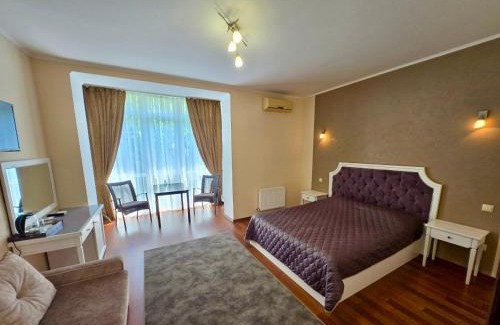 Mykolaiv Apartment | Helen Hotel