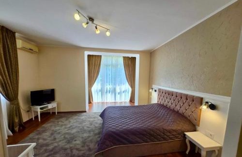 Mykolaiv Apartment | Helen Hotel