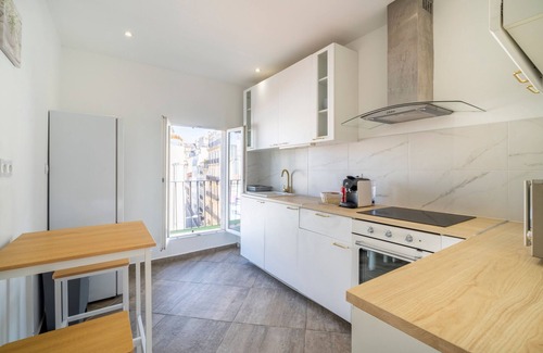 Le Chapitre Apartment | Hellenica - Climatisation, proximité gare