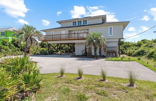 South Ponte Vedra Beach House | Hello Beach! Oceanfront/Large Deck/Private Beach Access-Stā Vacation Rentals
