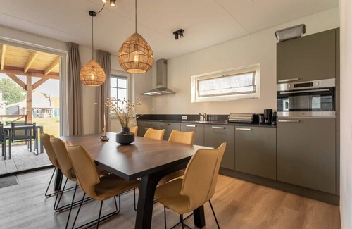 Ossenisse House | Hello Zeeland - vakantiewoning Knuitershoek 64