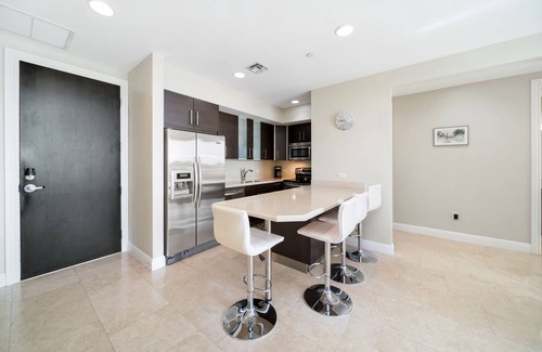 Deerfield Beach Condo | Hemingway Coast to CoastnIntracoastal Water View! 2 blocks to Beach &Pickleball