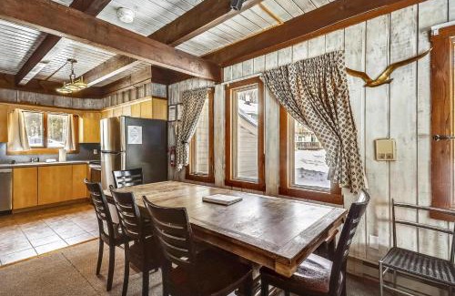 Killington House | Hemlock Ridge 6A