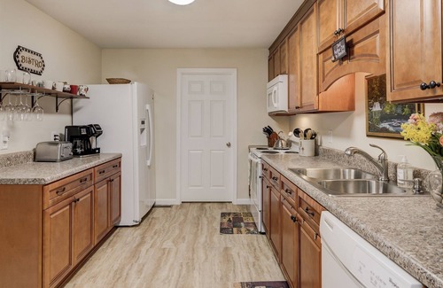 Hendersonville House | Hendo Rancho d.t. Hendersonville