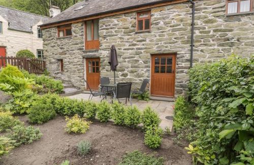 Fairbourne House | Hendoll Cottage 1