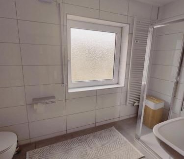 Bielefeld Apartment | Henno's Apartment 105qm 8P, 4 Zimmer, Balkon