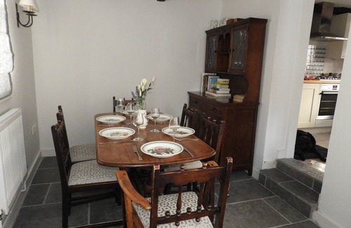 Henley-on-Thames Cottage | Henry VIII Cottage