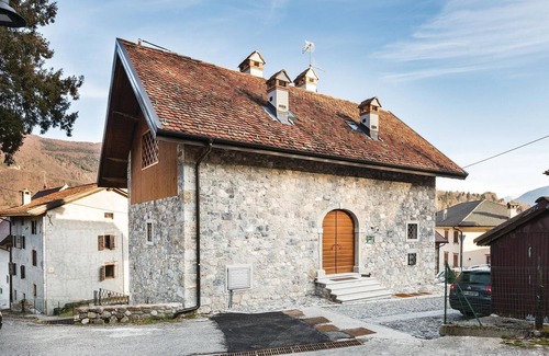 Raveo House | Here you will occupy a semi-detached house near Raveo.