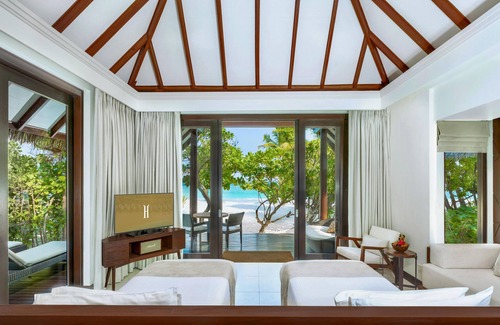 Aarah Resort | Heritance Aarah - Premium All Inclusive - 40 Minutes away from Male by Seaplane