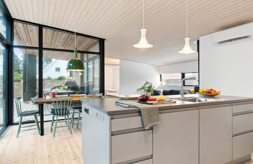 Klint House | "Herlugh" - 10m from the sea by Interhome