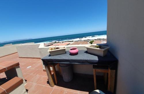 Hermanus Apartment | Hermanus Beach Club