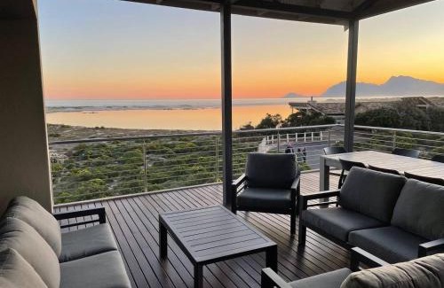 Fisherhaven House | Hermanus Beach House at CShine