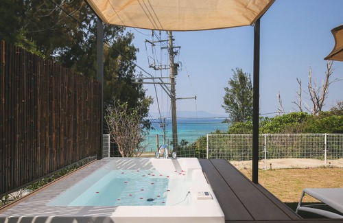 Nakama House | Hermit Hills Okimawa ~with COLORS~