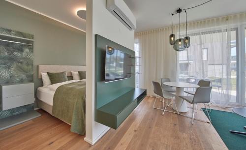 Maria Woerth Apartment | Hermitage Apartments