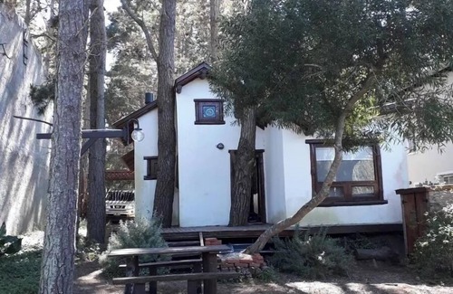 Mar Azul Cabin | Hermosa Cabaña en bosque de Mar Azul 4/5 personas