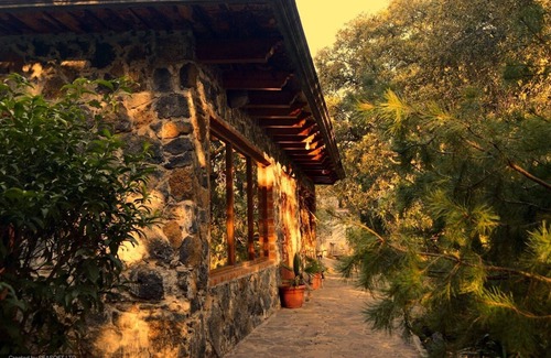 Tetla de la Solidaridad Cabin | Hermosa Cabaña en el Corazón del Monte Para 8 Personas
