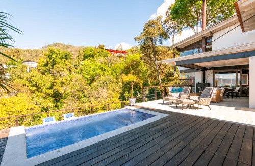 Valle de Bravo House | Hermosa Casa con Terraza y Vista al Lago en Avándaro