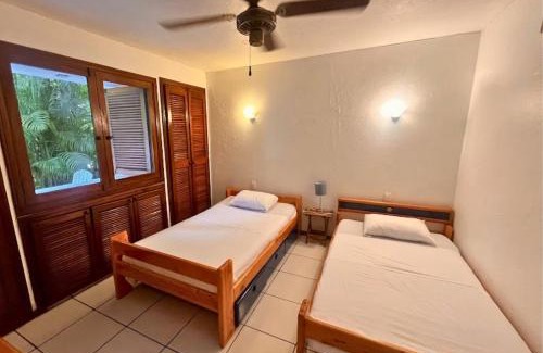 Same House | Hermosa casa frente a la playa