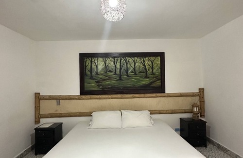 Medellin Hotel | Hermosa Habitacion Superior Doble En Santa Elena