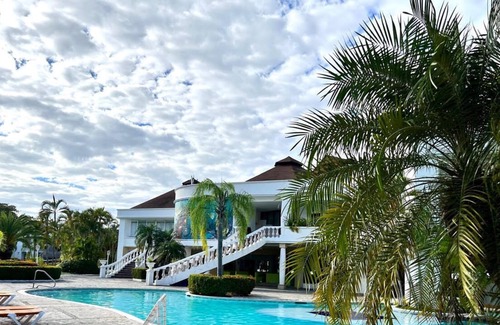 Sector 3 House | Hermosa villa en Palma Real