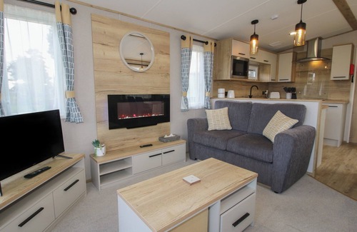 Aymestrey Cottage | HERON, family friendly, character holiday cottage in Shobdon