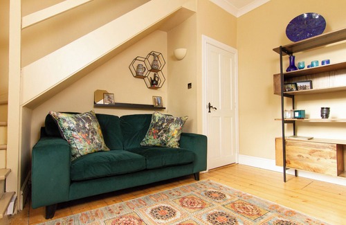 North Queensferry House | Heron House: The Forth Rail Bridge Cottage