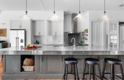 Wattamolla House | Heronwood - Country retreat 15 mins from Berry