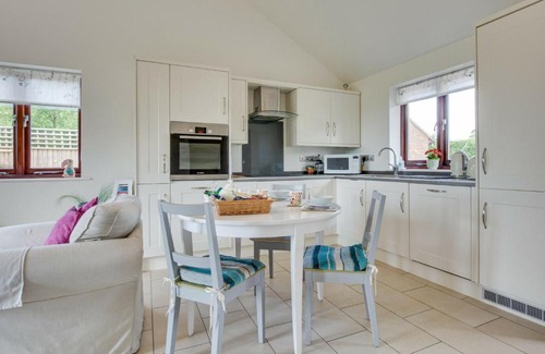 Ewhurst Green House | Hexden Lea