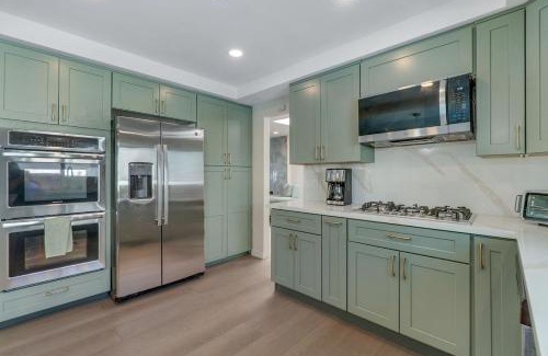 Mission Viejo House | Hey I Am Adriana On The Block Pool BBQ