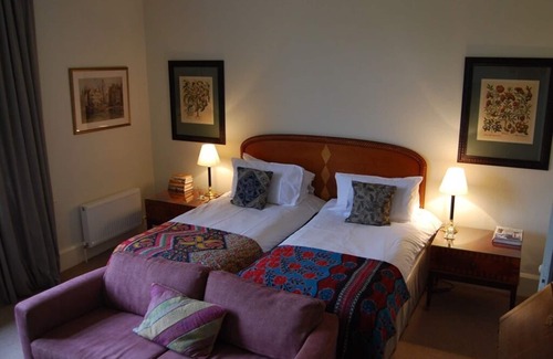 Lower Heyford Bed & Breakfast | Heyford House Bed & Breakfast