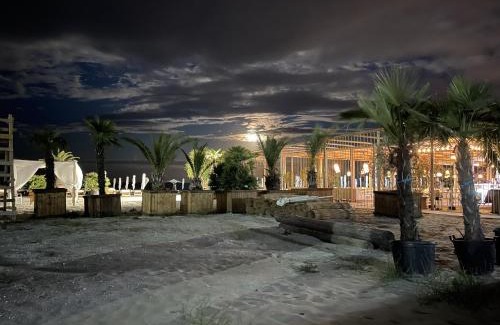 Mamaia-Sat Apartment | Hezo Sunshine Studio and Apartment