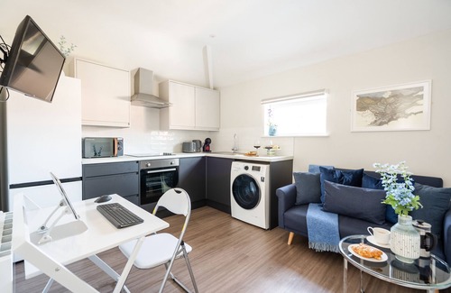 Adamsdown Apartment | HG Collection - 1 Bedroom Apartment